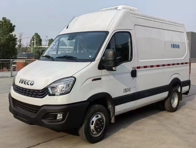 依維柯長軸面包冷藏車價格