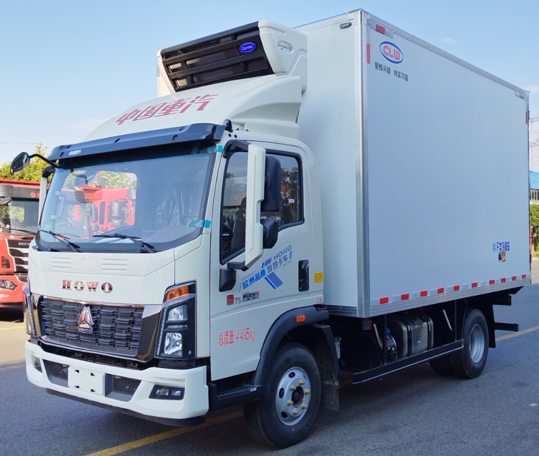 （4米）重汽豪沃T5寬體冷藏車價(jià)格