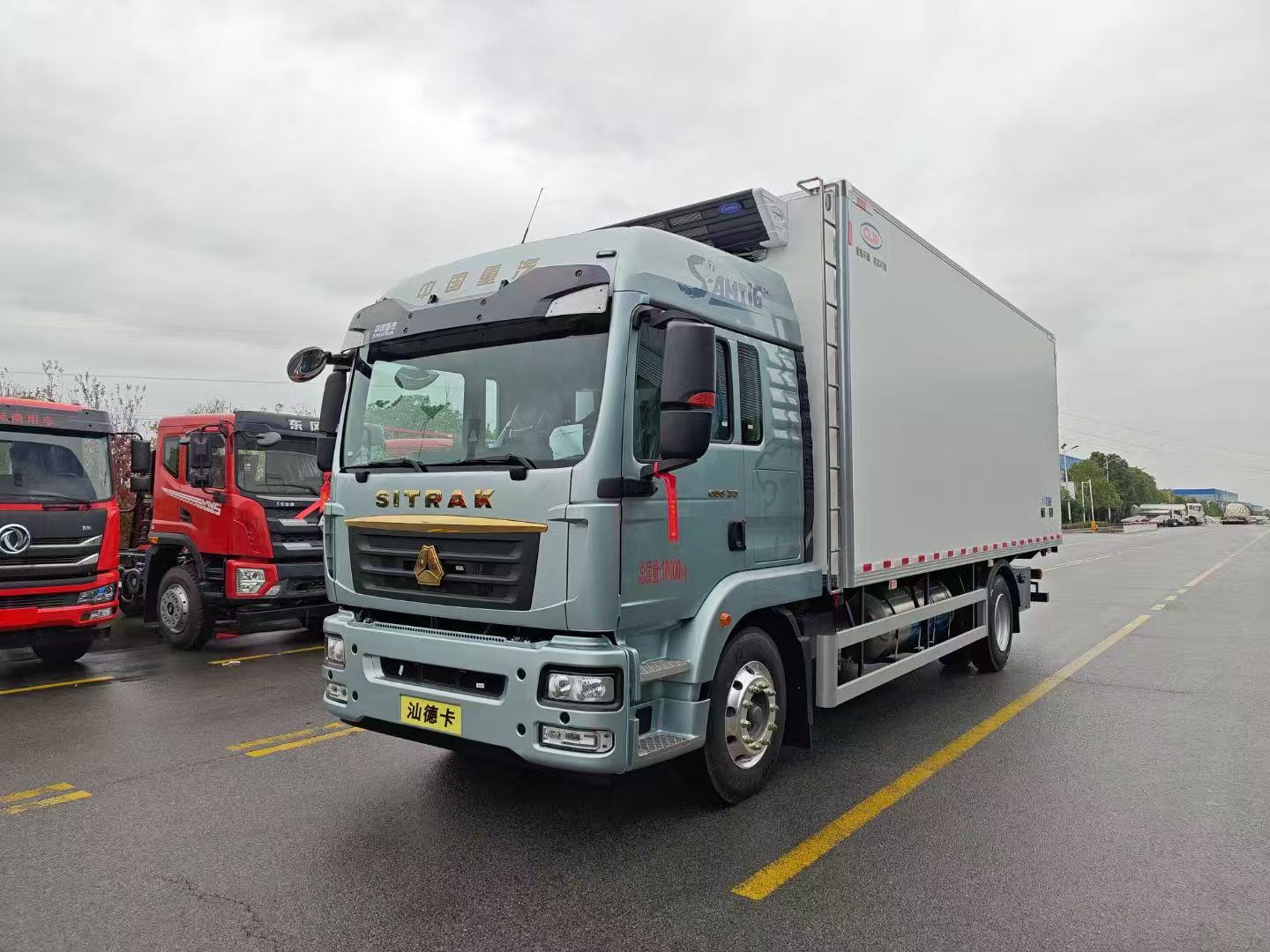 （6.8米）汕德卡自動檔冷藏車價格